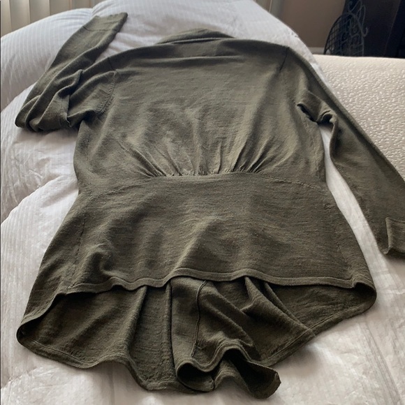 Open Sweater - Picture 3 of 5